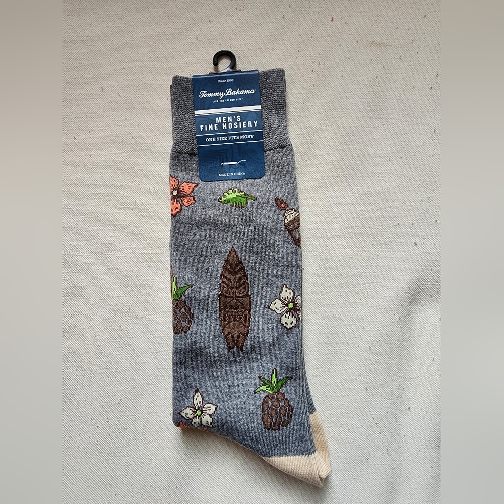 Tommy Bahama Gray Tropical Pattern Men's Socks